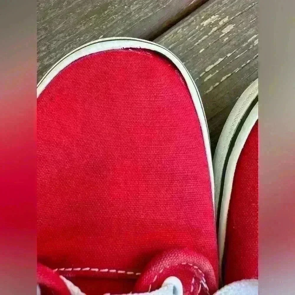 VANS, youth size 5, good condition, red sneakers